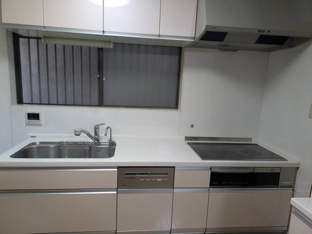 7DK Detached House for Sale in Yao, Osaka - 124.18 sqm - Thumbnail 2