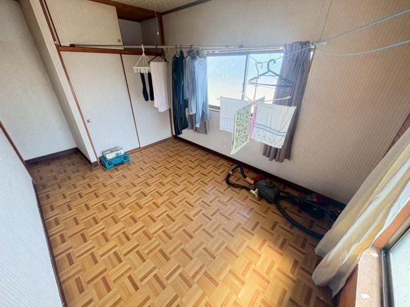 5DK Detached House for Sale in Izumi City, Osaka - Thumbnail 4