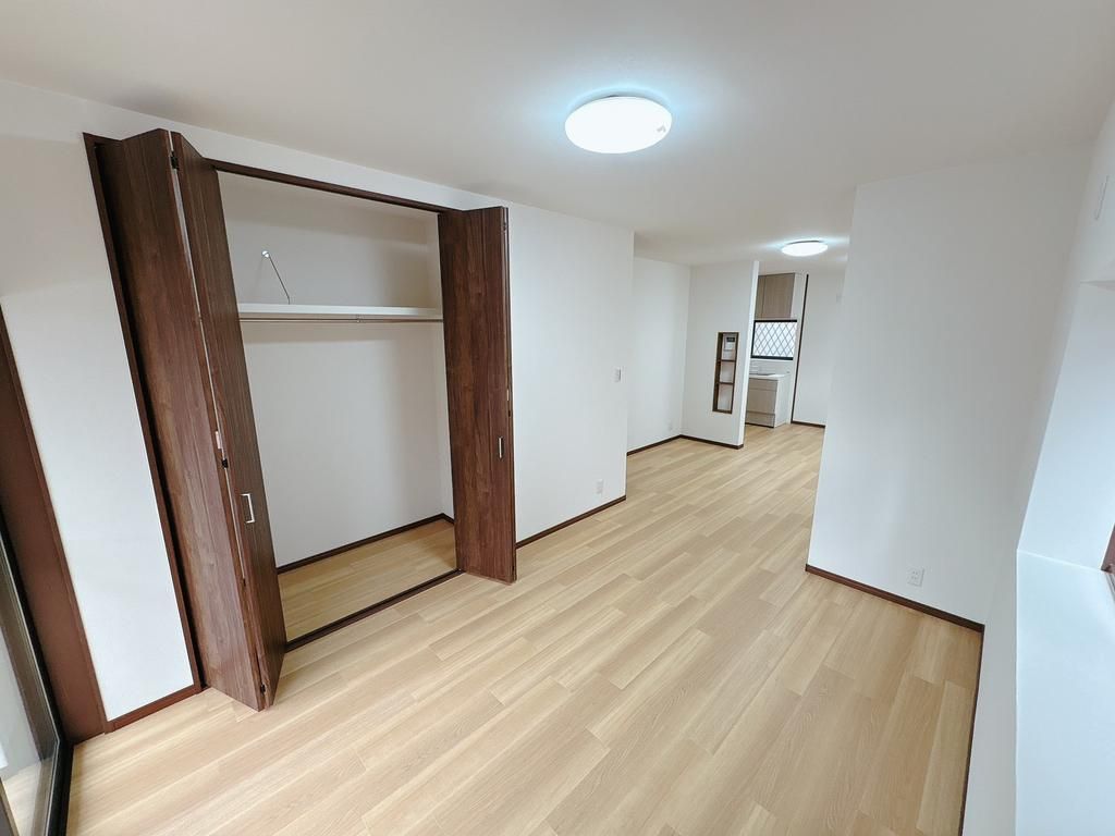 Renovated 3LDK House for Sale in Kakogawa, Hyogo - Thumbnail 2