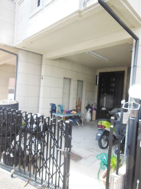 5LDK House with Loft Near Awaji Station in Higashiyodogawa-ku - Thumbnail 2