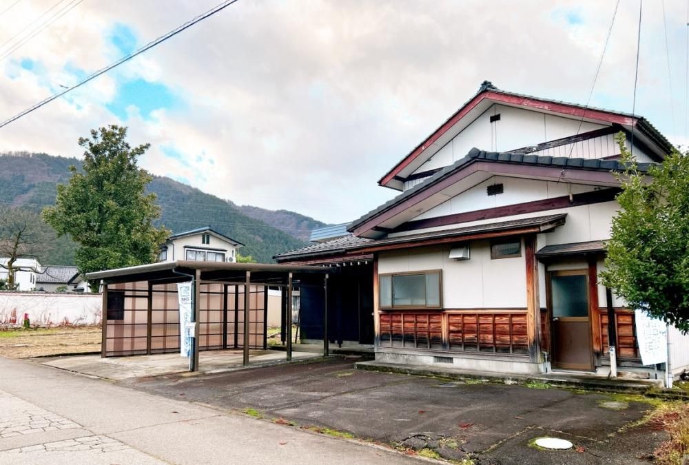 6LDK Detached House with Renovations in Ono City, Fukui - Thumbnail 2