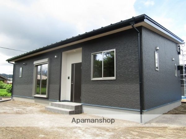 SAKURAE棟 3LDK Detached House for Rent in Takaharu, Miyazaki - Thumbnail 2