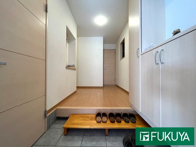 4LDK Detached House for Sale in Nishi Ward, Osaka - Thumbnail 2