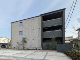 1LDK Apartment Near Gofukumachi Station in Kumamoto City - Thumbnail 4