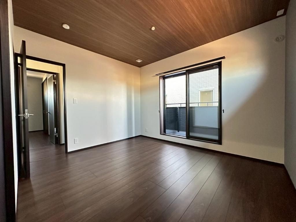 3LDK Corner Lot House in Akashi, Hyogo - 97 sqm - Thumbnail 3