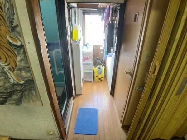3DK Terraced House for Sale near Hyotan-yama Station, Higashiosaka - Thumbnail 2
