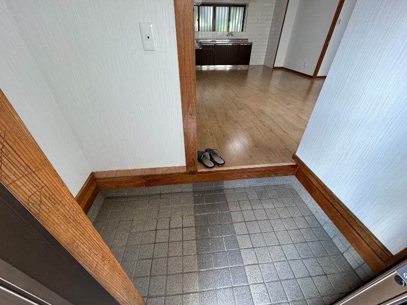 5LDK RC House for Sale in Yonabaru, Okinawa - 85.81 sqm - Image 1