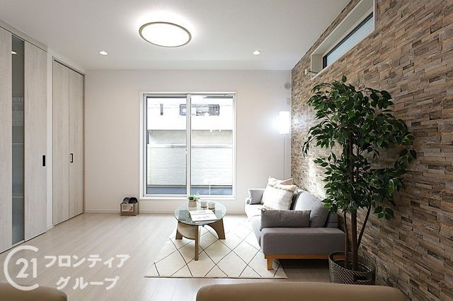 3LDK House for Sale in Nishiyodogawa-ku, Osaka Built 2019 - Thumbnail 3