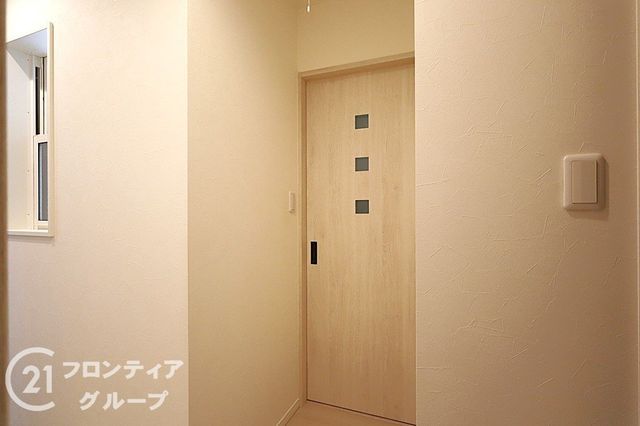 3LDK House for Sale in Nishiyodogawa-ku, Osaka Built 2019 - Thumbnail 2