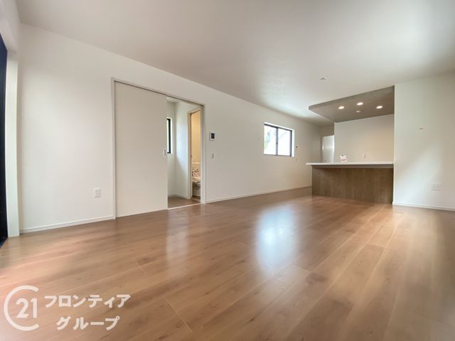 New 4LDK Detached House for Sale in Tarumi, Kobe - Thumbnail 3