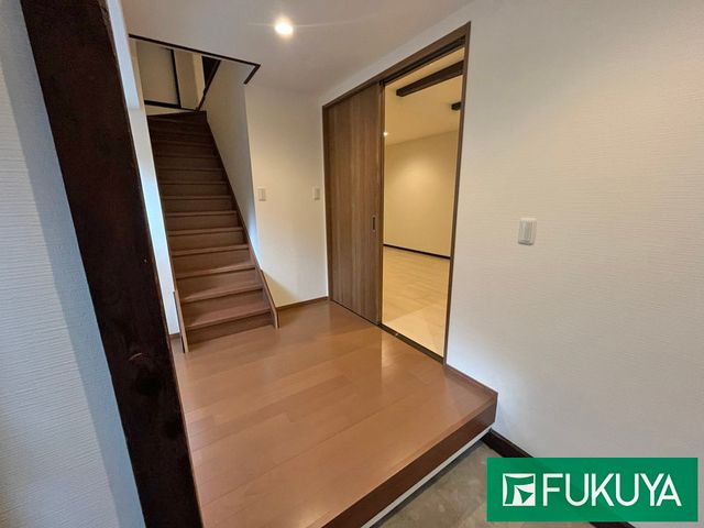 Renovated 1912 Traditional House Near Gojo Station, Kyoto - Thumbnail 2