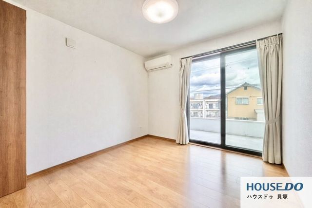 3LDK Detached House for Sale in Kaizuka, Osaka - 55 Tsubo Land - Thumbnail 3