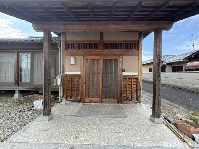 7LDK Traditional House for Sale in Sakurai, Nara - 299m² - Thumbnail 3