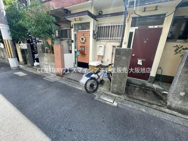 Renovated 3DK Terrace House for Sale in Moriguchi, Osaka - Thumbnail 3