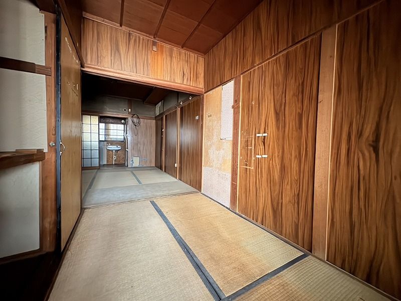 4K Wooden House for Sale near Hyotan-yama Station, Higashiosaka - Thumbnail 3