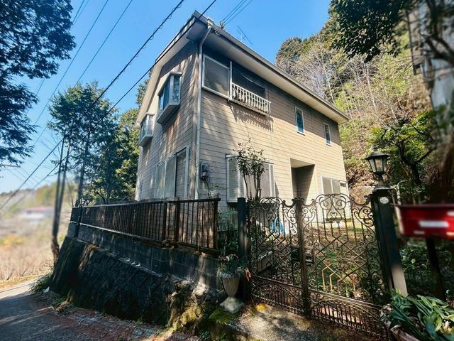 4LDK Detached House with Garden in Tranquil Nara Forest - Thumbnail 2