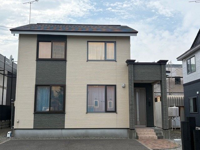 4LDK Detached House for Sale in Tomakomai, Hokkaido - Thumbnail 2