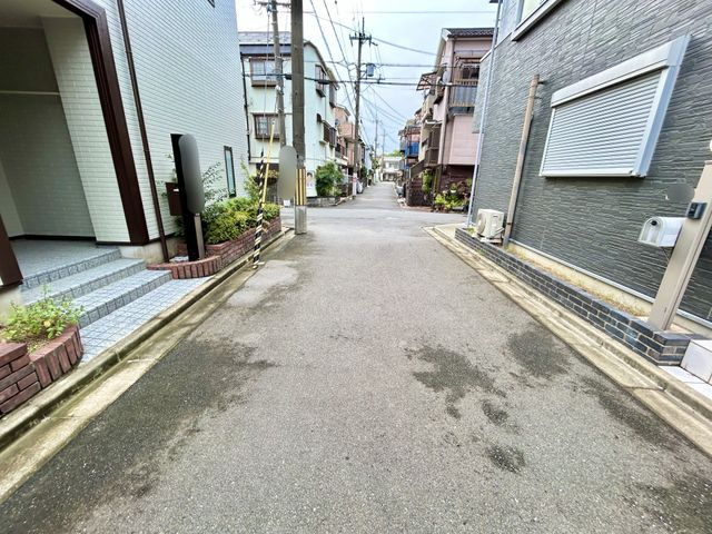 3LDK Corner House for Sale near Takatsuki Station, Osaka - Thumbnail 4