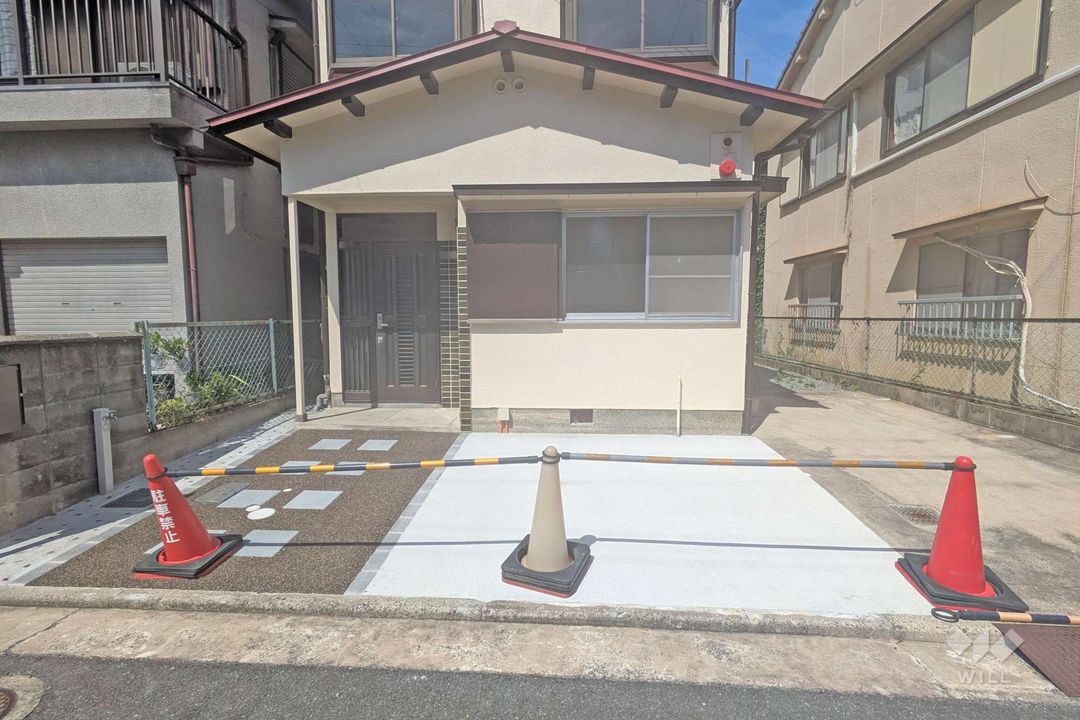 3DK Detached House for Sale in Settsu City, Osaka - Thumbnail 3