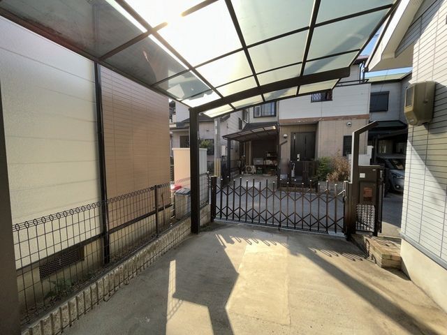 4LDK House for Sale in Hirakata, Osaka - 87m2 - Thumbnail 3