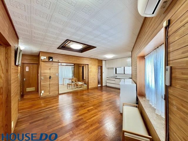 4LDK Used House for Sale in Ginowan, Okinawa - Thumbnail 2