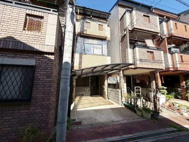 4SLDK House for Sale in Fukushima-ku, Osaka - Thumbnail 3