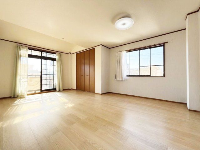 4SLDK House for Sale in Fukushima-ku, Osaka - Thumbnail 4