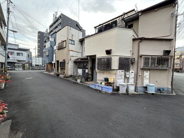 4DK Terrace House for Sale near Tsukamoto Station, Osaka - Thumbnail 2