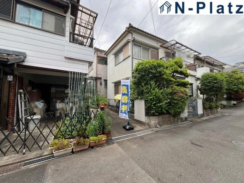 4LDK Detached House for Sale in Suita, Osaka - Near Senrioka Station - Thumbnail 3