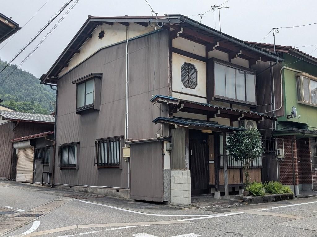 Traditional Wooden Home in Hida City Kamioka District - Thumbnail 2