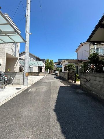 2SLDK Detached House in Matsuyama with Carport | 2019 Build - Thumbnail 3