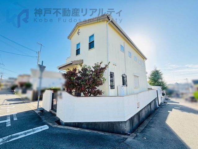 4LDK Mitsui Home in Kobe Tarumi with Walk-in Closet & Underfloor Heating - Thumbnail 3