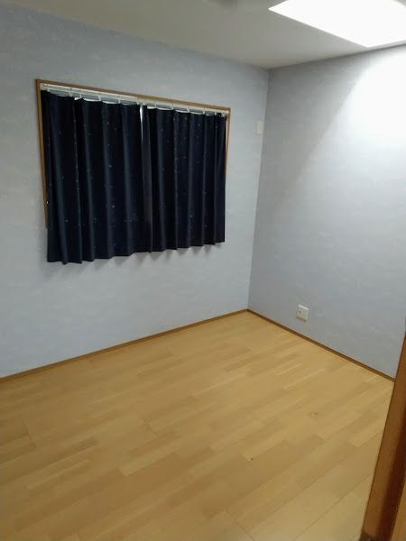 3-Story 3LDK House for Sale in Kadoma City, Osaka - Thumbnail 3