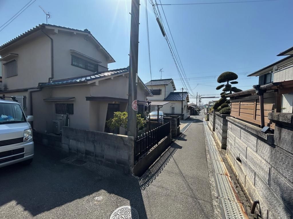 5DK Detached House for Sale in Izumi City, Osaka - Thumbnail 2