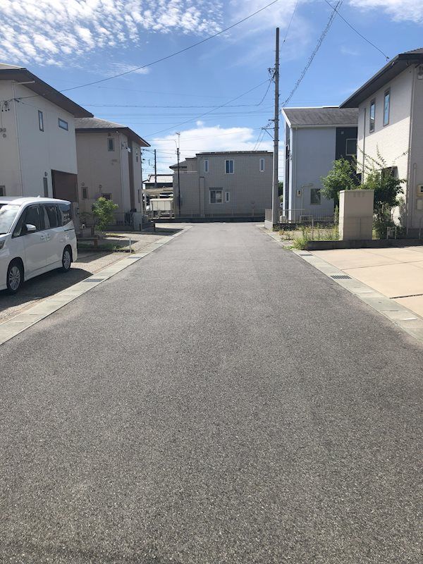4SLDK Detached House for Sale in Tsu, Mie - 118 sqm - Built 2017 - Thumbnail 2