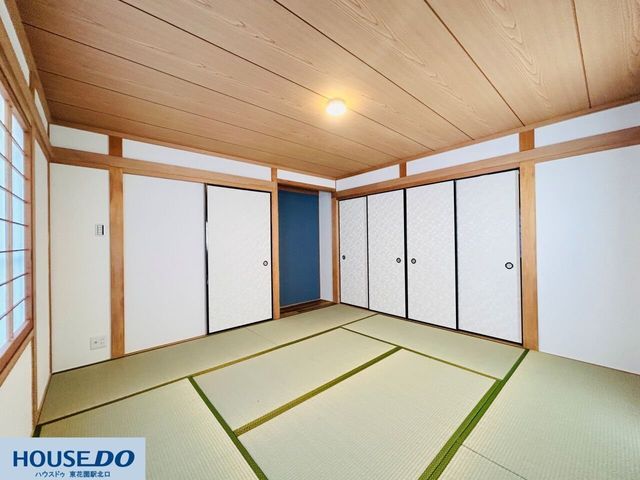 Modern 3LDK House for Sale near Ishikiri Station, Higashiosaka - Thumbnail 3