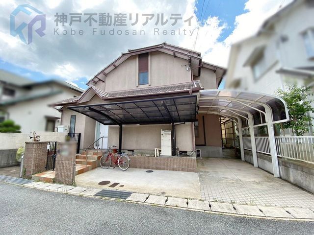 4LDK Detached House for Sale in Hoshiwadai, Kobe - Thumbnail 2