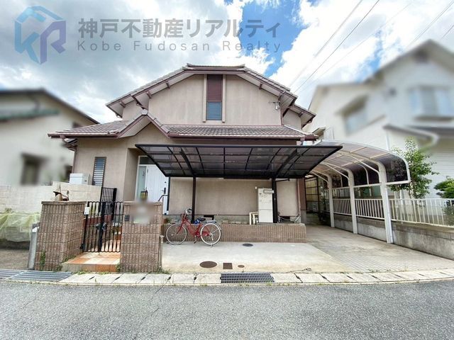 4LDK Detached House for Sale in Hoshiwadai, Kobe - Thumbnail 3