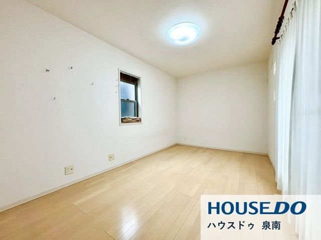 4LDK Detached House for Sale in Hannan City, Osaka - Thumbnail 3