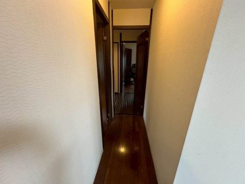 5LDK Detached House for Sale in Itoman, Okinawa - 118.02 sqm - Thumbnail 4