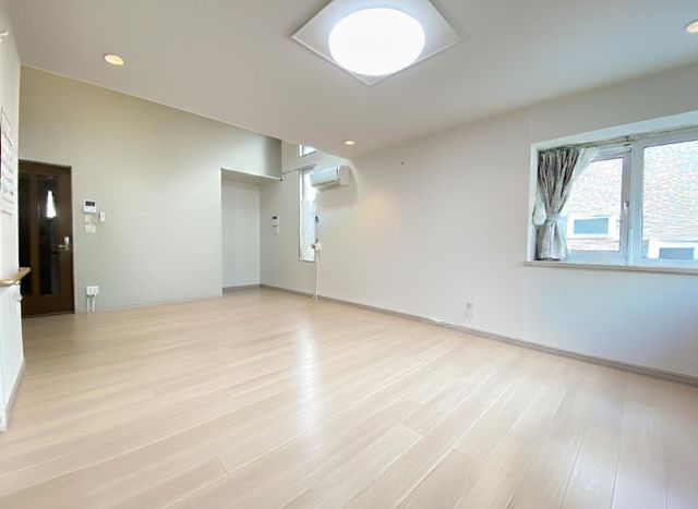 3SLDK House with Recent Renovations in Ebetsu, Hokkaido - Thumbnail 4