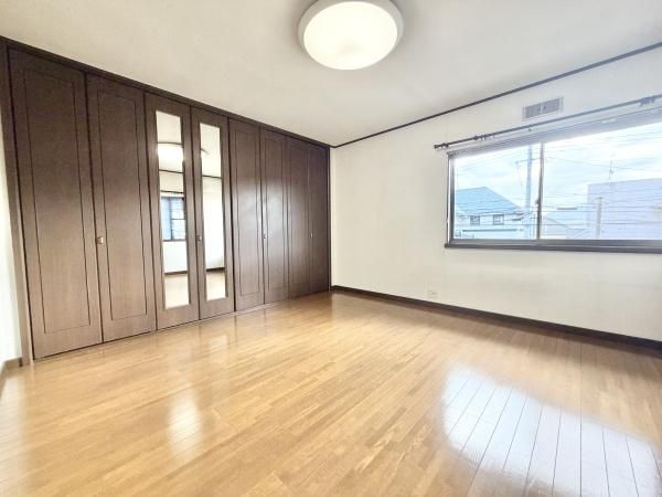 5SLDK Detached House in Kashiba, Nara - 182 sqm - Thumbnail 3