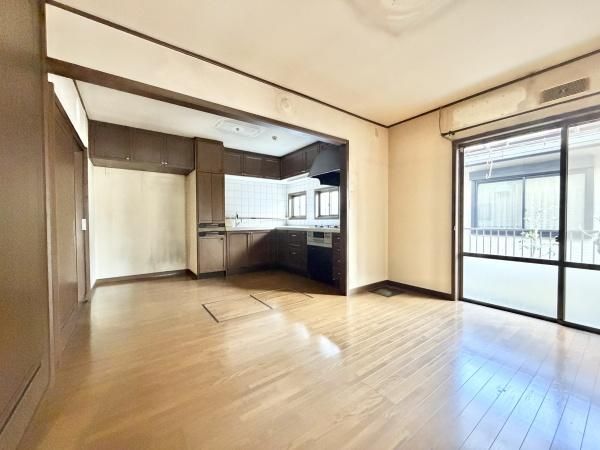 5SLDK Detached House in Kashiba, Nara - 182 sqm - Thumbnail 2