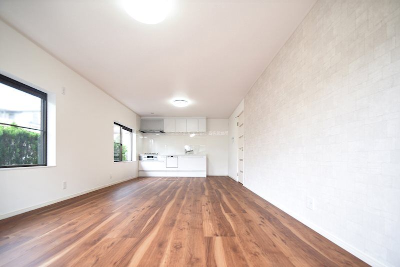 4LDK Detached House for Sale in Higashi-oin, Mie - Thumbnail 2