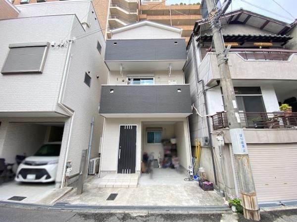 4LDK House for Sale in Minato Ward, Osaka - 92m² Near Bentencho Station - Thumbnail 2