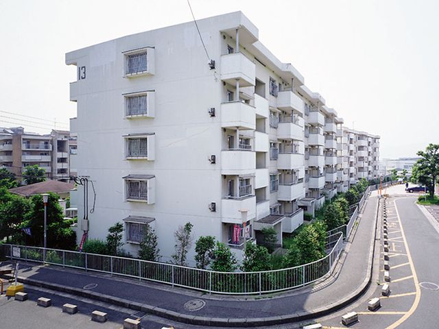 2LDK Apartment for Rent in Kitakyushu, Fukuoka - Thumbnail 3