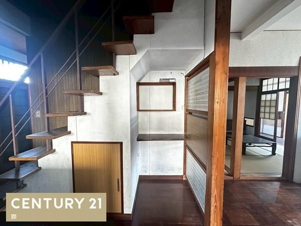 Detached 6DK House in Wakayama City, 111.66 sqm - Thumbnail 4