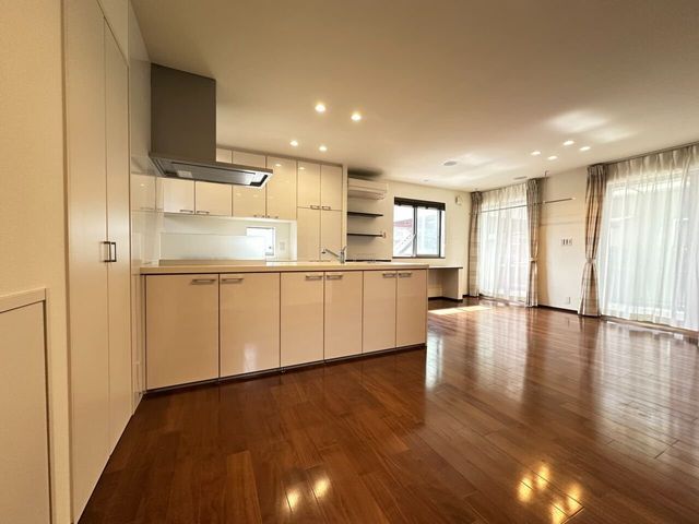 4LDK Used House for Sale in Kawagoe Town, Mie - 102.4 sqm - Thumbnail 3