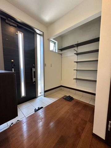 4LDK Used House for Sale in Kawagoe Town, Mie - 102.4 sqm - Thumbnail 2