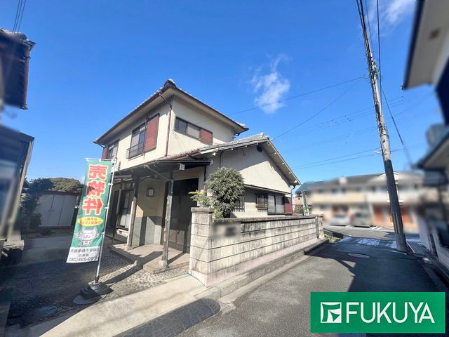 Renovated 5DK House in Himeji with Parking for 2 Cars - Thumbnail 2
